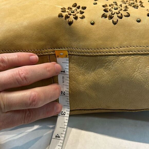 Errelleventidue Italian Leather Handbag Satchel Purse Floral Cutout Stud Detail - Picture 3 of 13